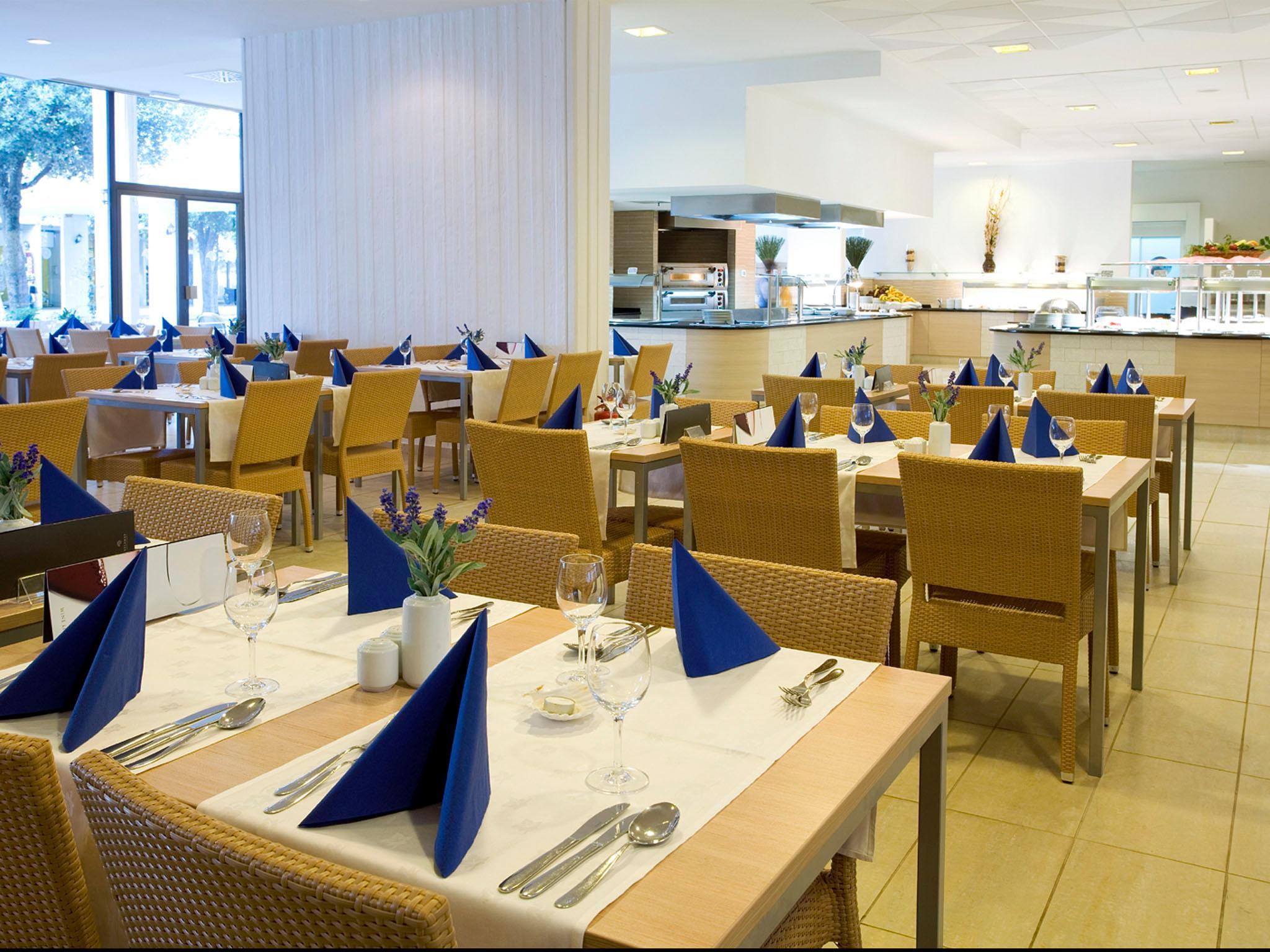 Valamar Tirena Hotel Dubrovnik Exterior photo