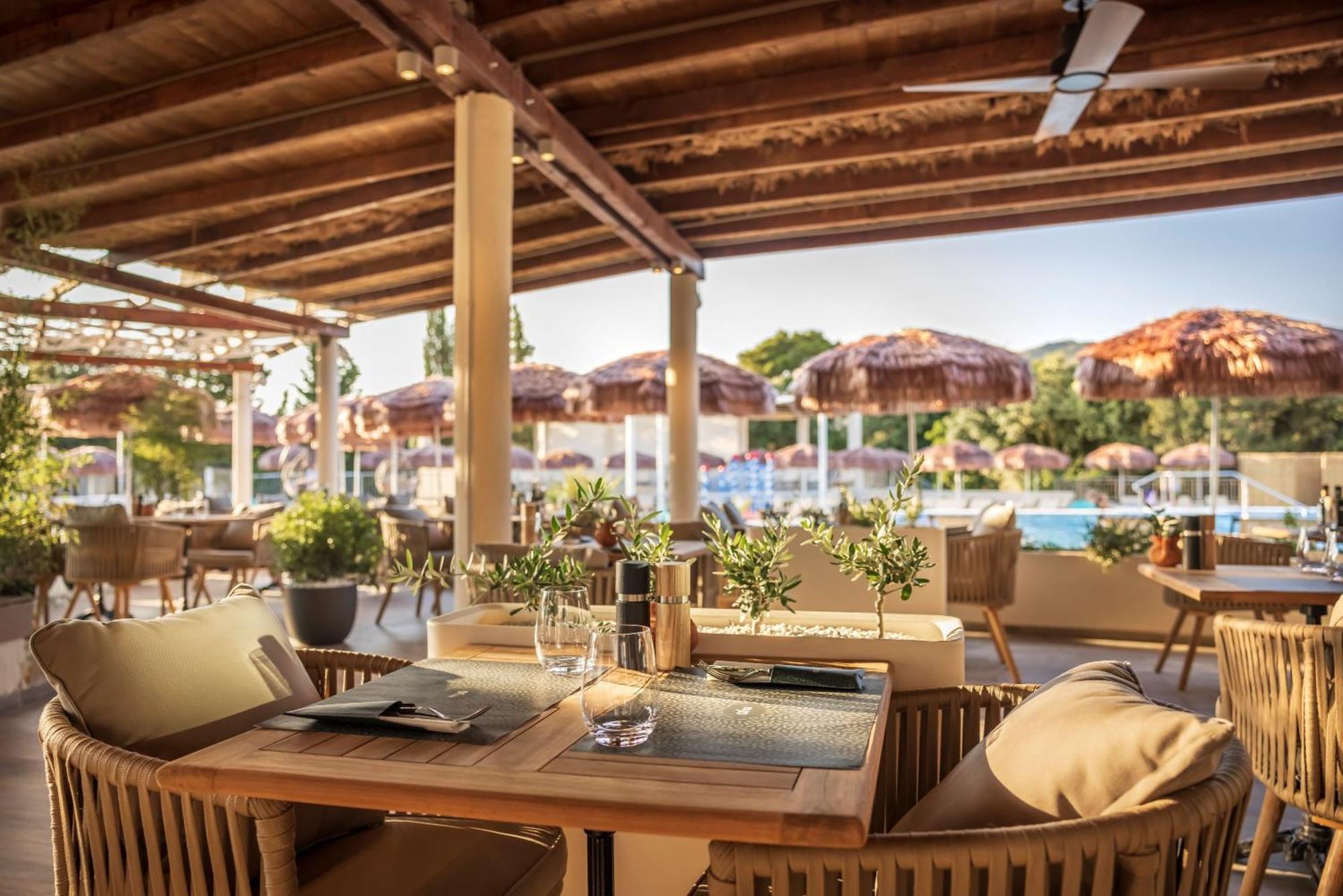 Valamar Tirena Hotel Dubrovnik Exterior photo